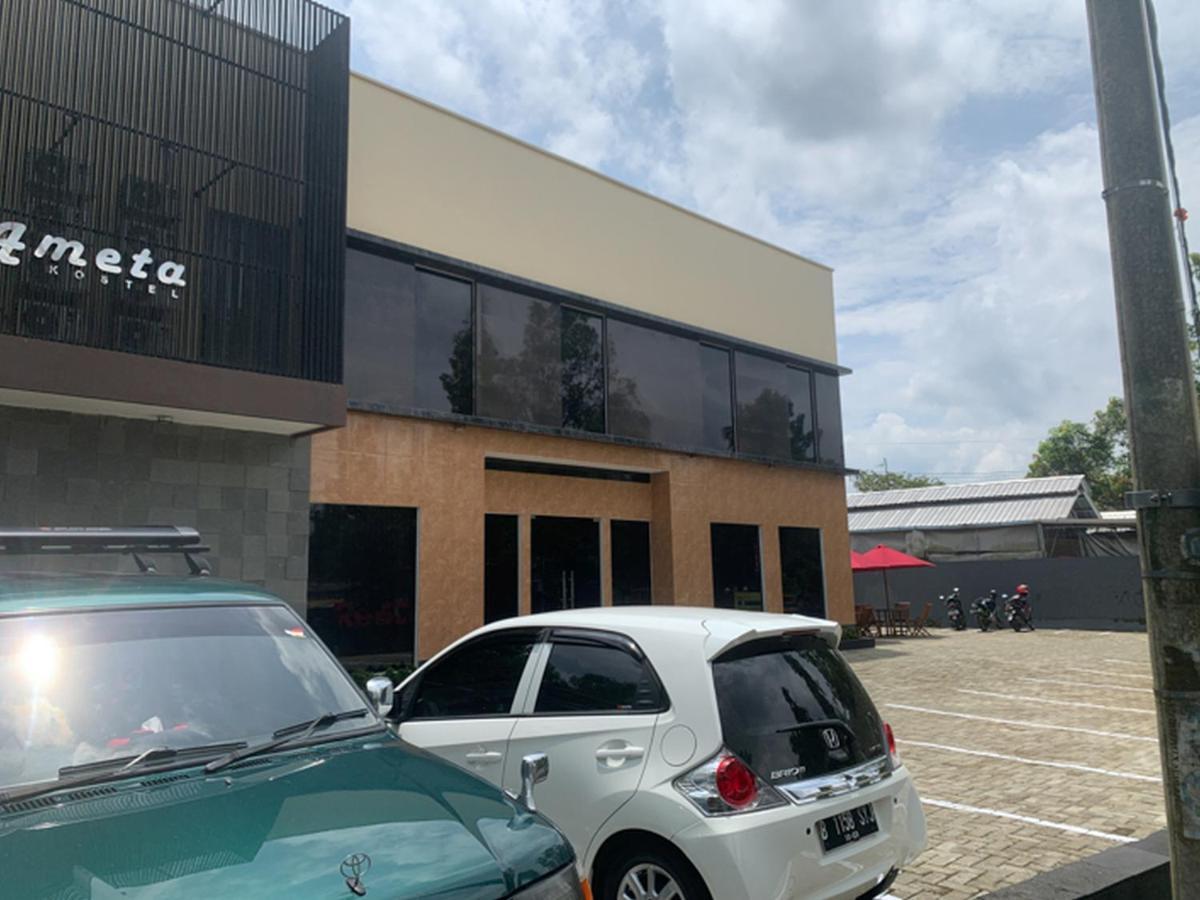 Reddoorz Near Alun Alun Purbalingga Hotel Exterior photo